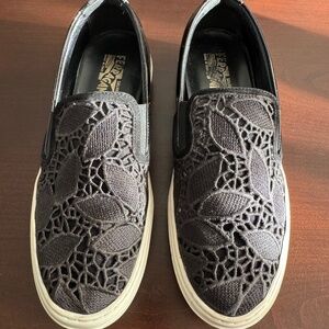 Salvatore Ferragamo, Size 8,5, Made in Italy, black